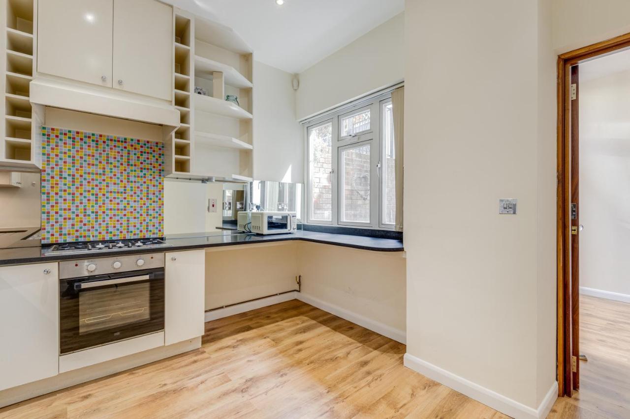 Care Property London- Apartments Luaran gambar